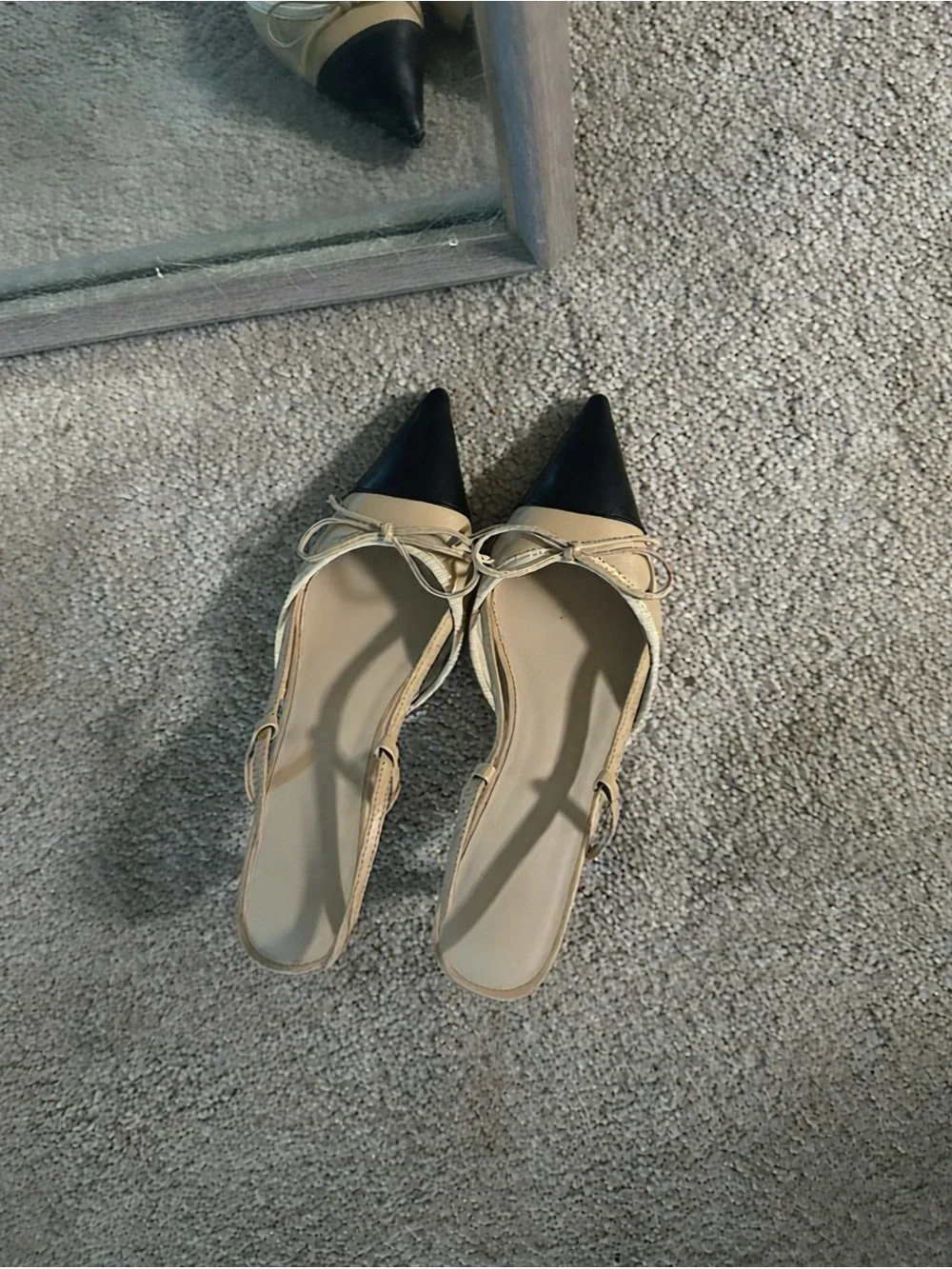 C Two-Tone Pointed Toe Slingback Flats in Beige and Black